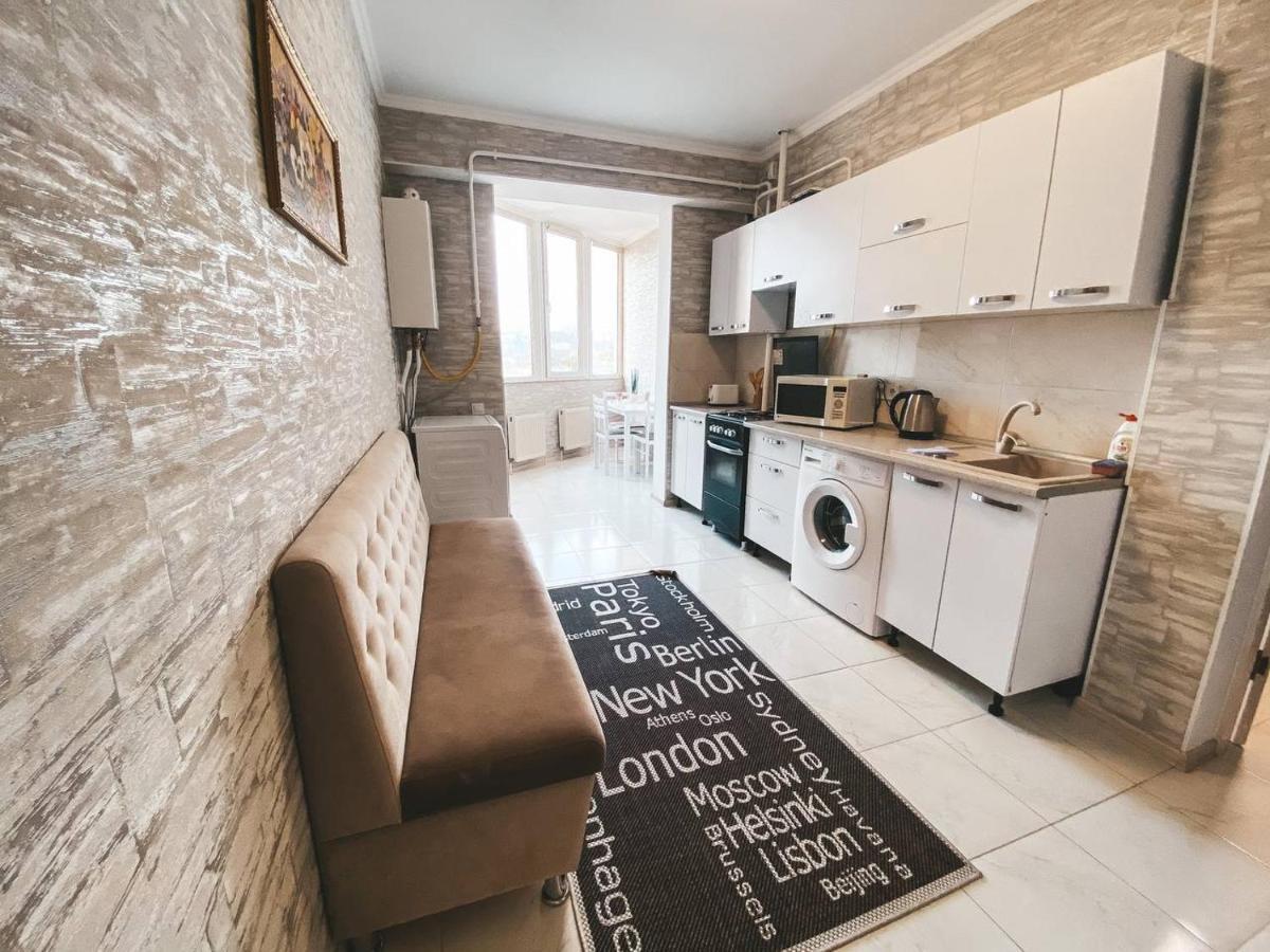 Luxury Sky Apartment Кишинів Екстер'єр фото