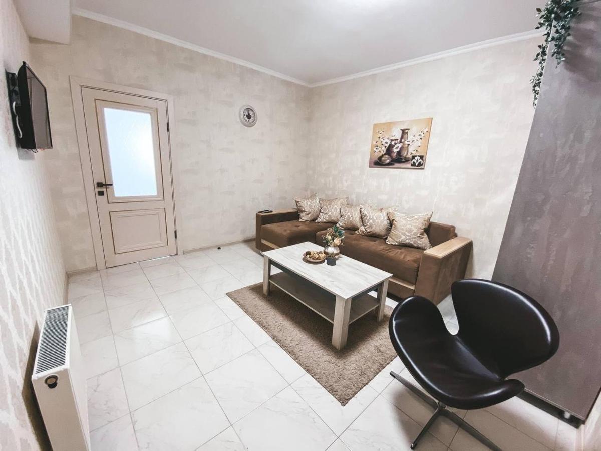Luxury Sky Apartment Кишинів Екстер'єр фото